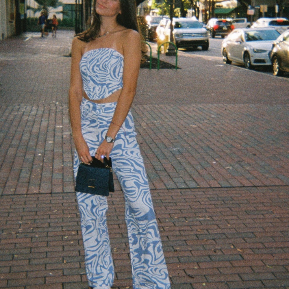 Stylish Blue and White Set